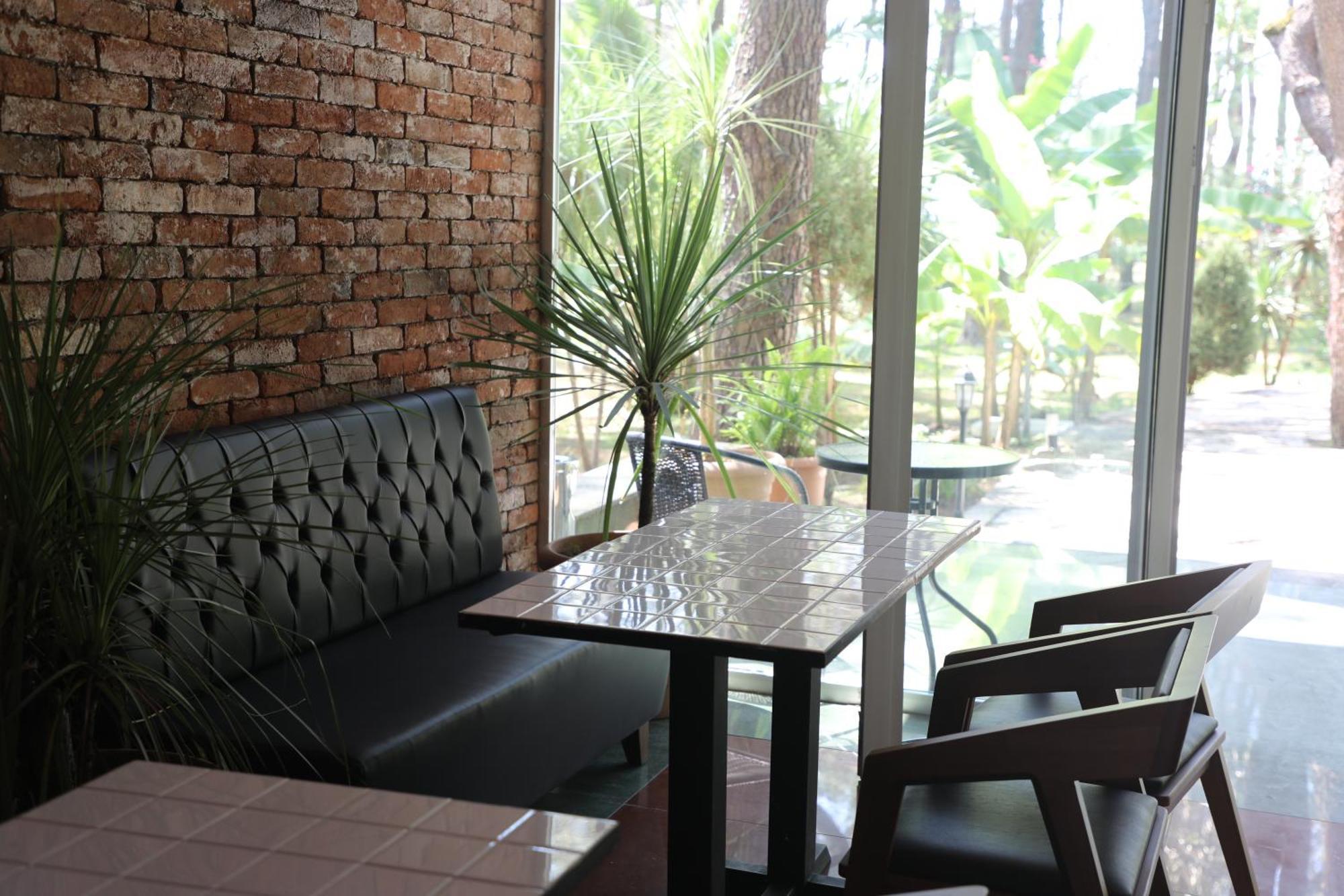 Andamati Beach Resort Grigoleti ภายนอก รูปภาพ